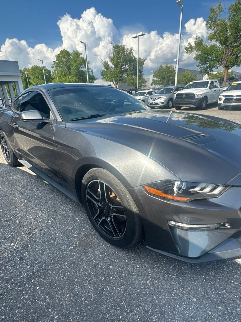 2020 Ford Mustang EcoBoost