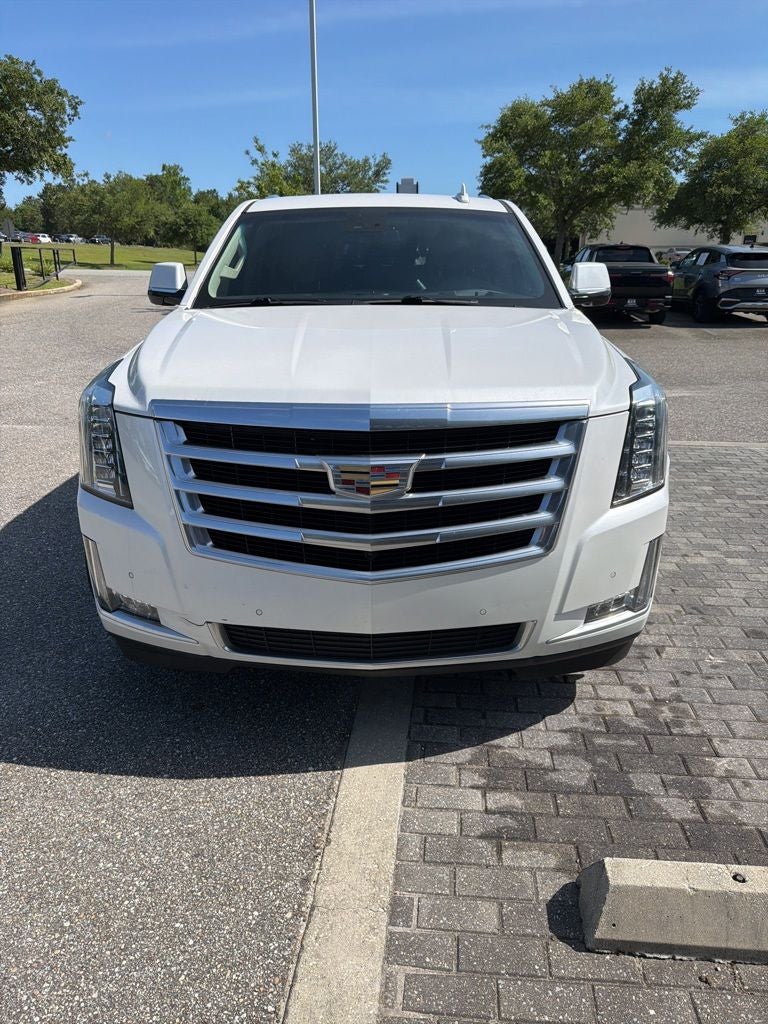 2018 Cadillac Escalade Luxury
