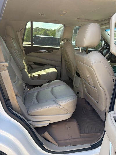 2018 Cadillac Escalade Luxury