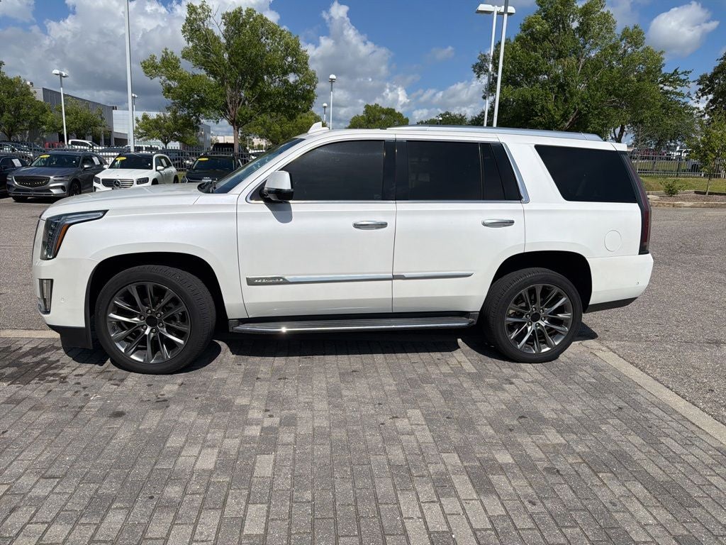2018 Cadillac Escalade Luxury