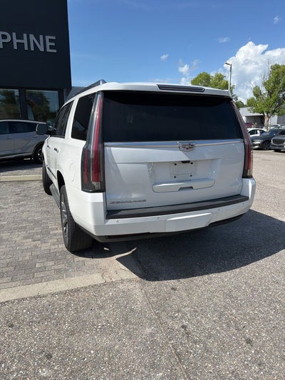 2018 Cadillac Escalade Luxury