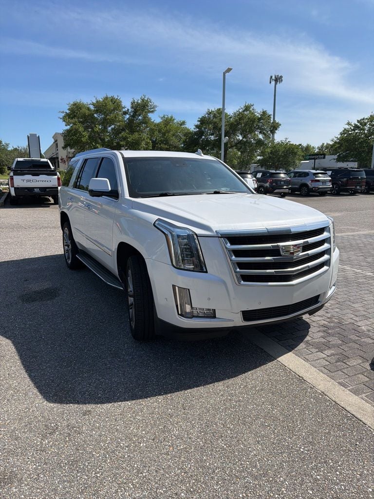 2018 Cadillac Escalade Luxury