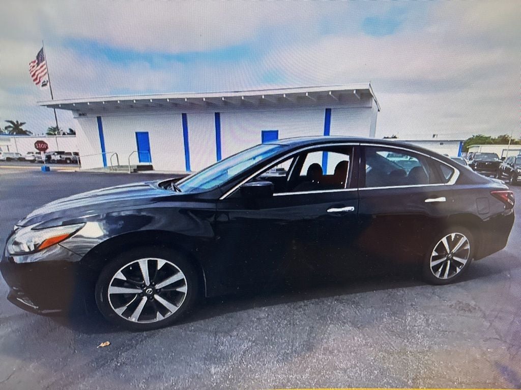 2017 Nissan Altima 2.5 SR