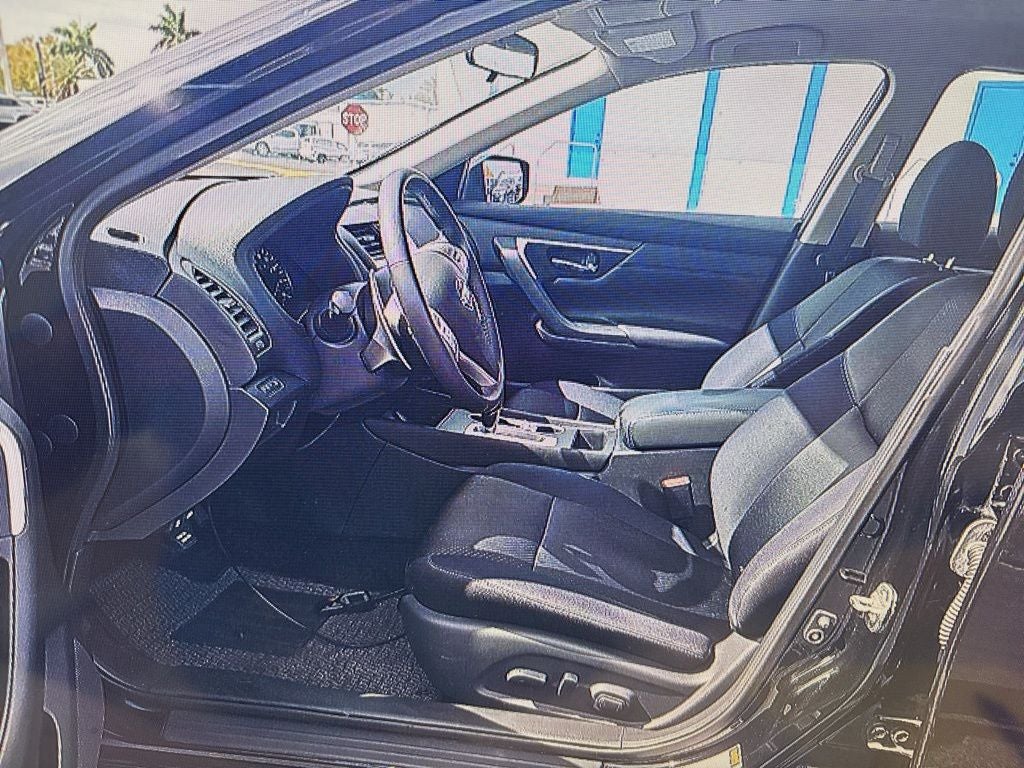 2017 Nissan Altima 2.5 SR