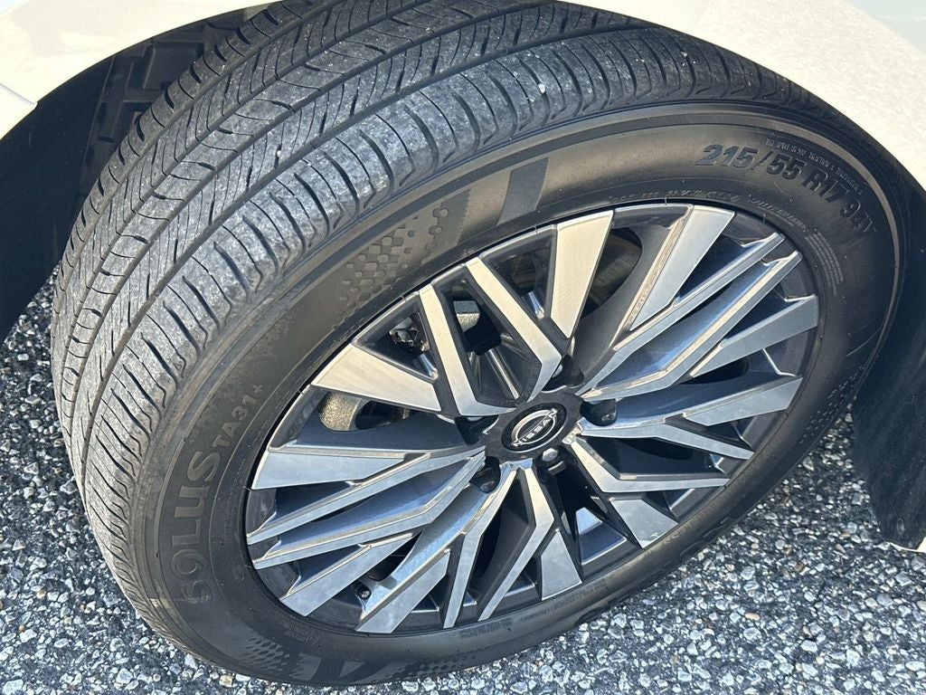 2025 Nissan Altima 2.5 SV