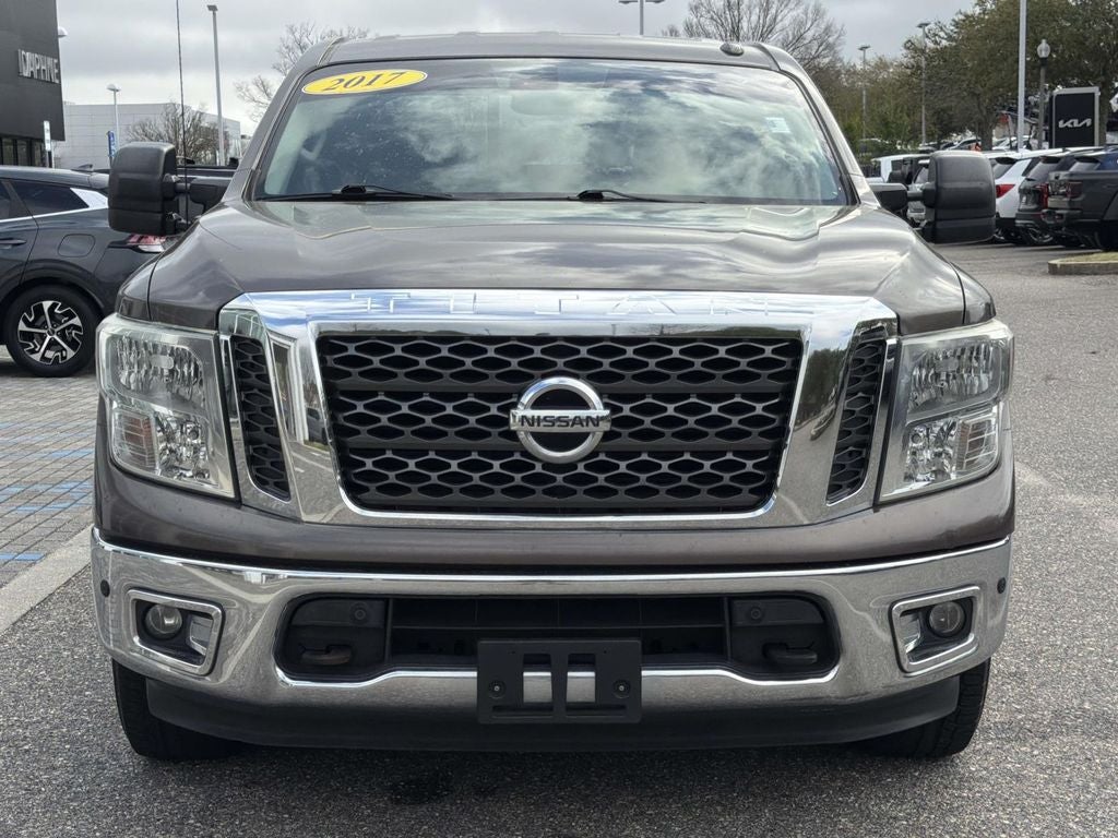 2017 Nissan Titan SV