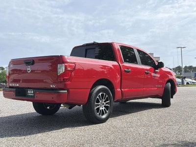 2022 Nissan Titan SV