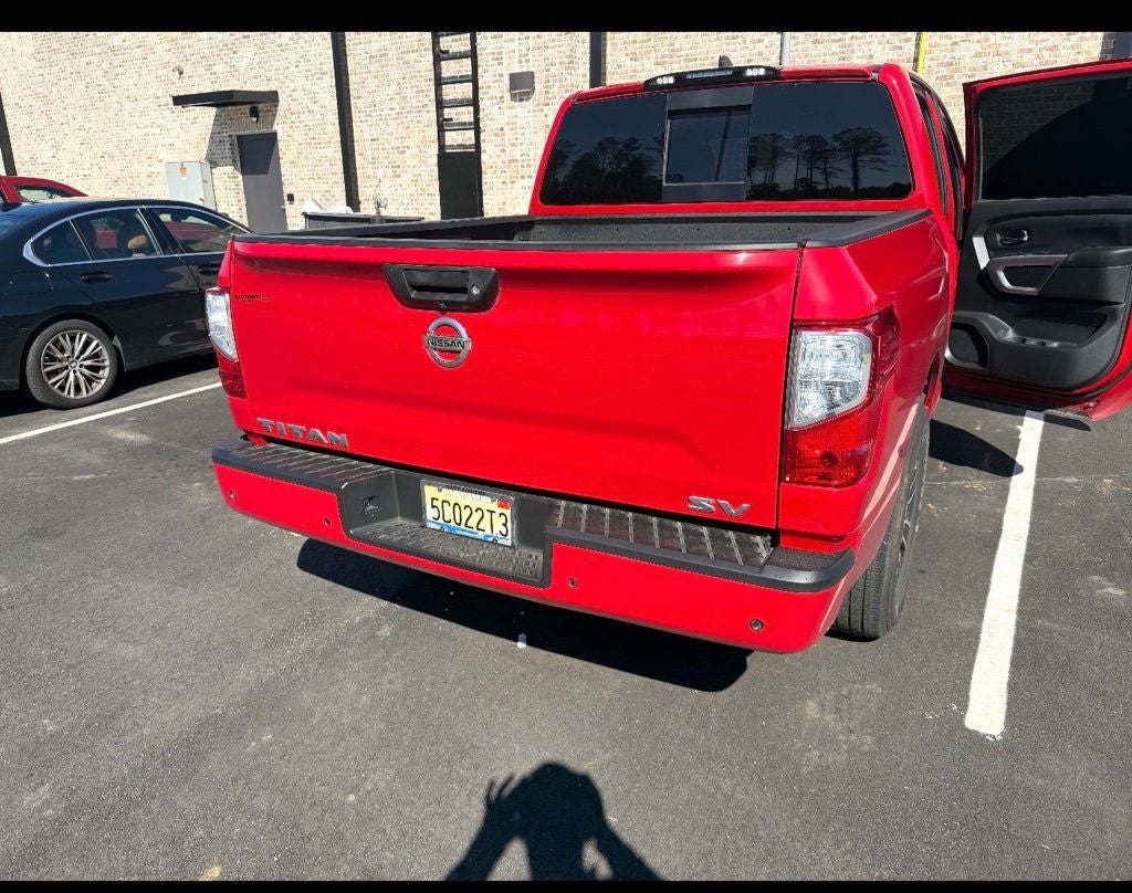 2022 Nissan Titan SV