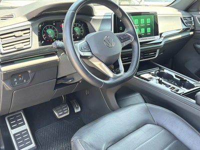2024 Volkswagen Atlas Cross Sport 2.0T SEL R-Line