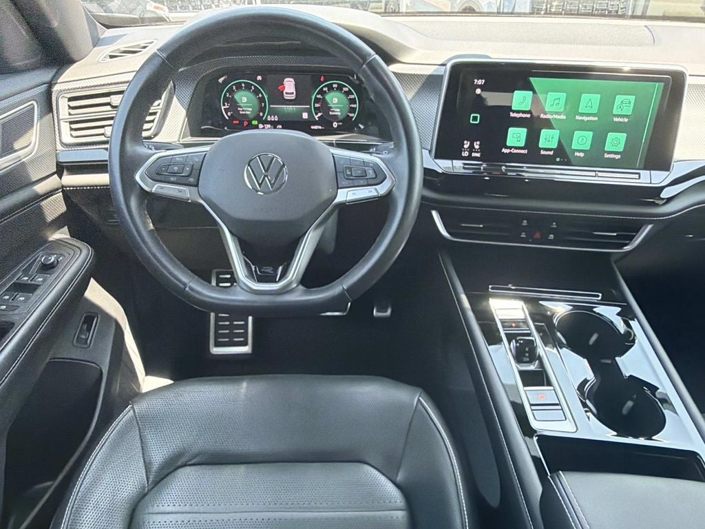 2024 Volkswagen Atlas Cross Sport 2.0T SEL R-Line