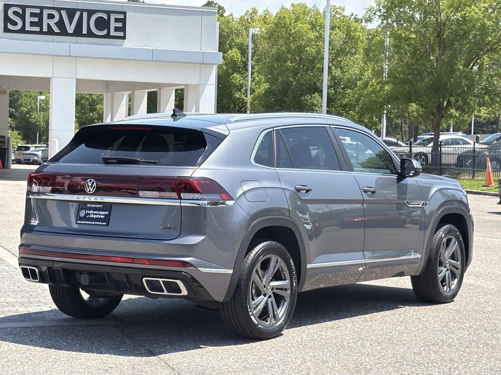 2024 Volkswagen Atlas Cross Sport 2.0T SEL R-Line