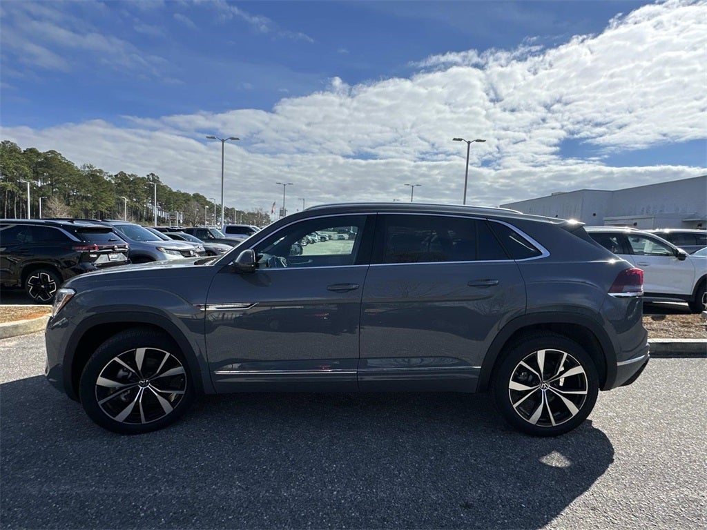 2024 Volkswagen Atlas Cross Sport 2.0T SEL Premium R-Line
