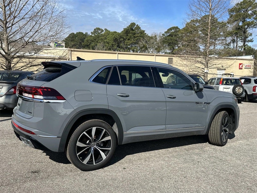 2024 Volkswagen Atlas Cross Sport 2.0T SEL Premium R-Line