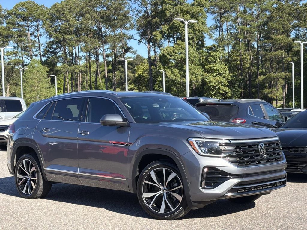 2024 Volkswagen Atlas Cross Sport 2.0T SEL Premium R-Line