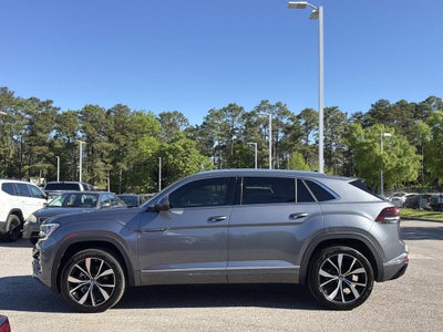 2024 Volkswagen Atlas Cross Sport 2.0T SEL Premium R-Line