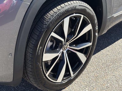 2024 Volkswagen Atlas Cross Sport 2.0T SEL Premium R-Line