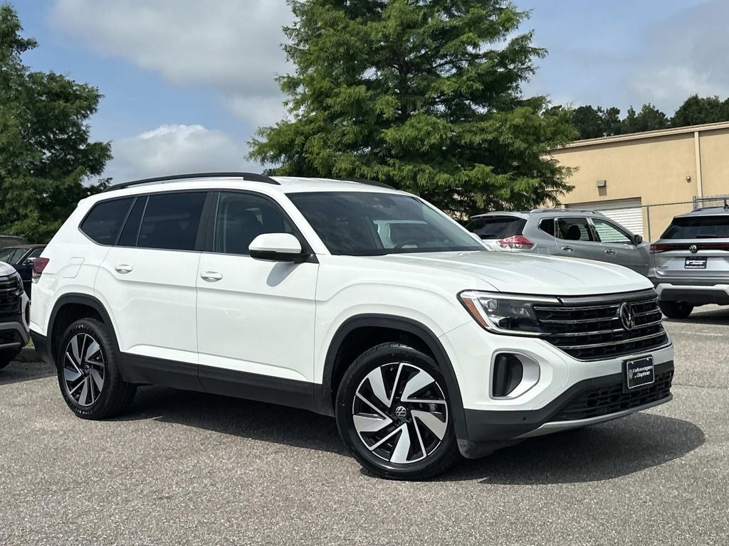 2024 Volkswagen Atlas 2.0T SE w/Technology