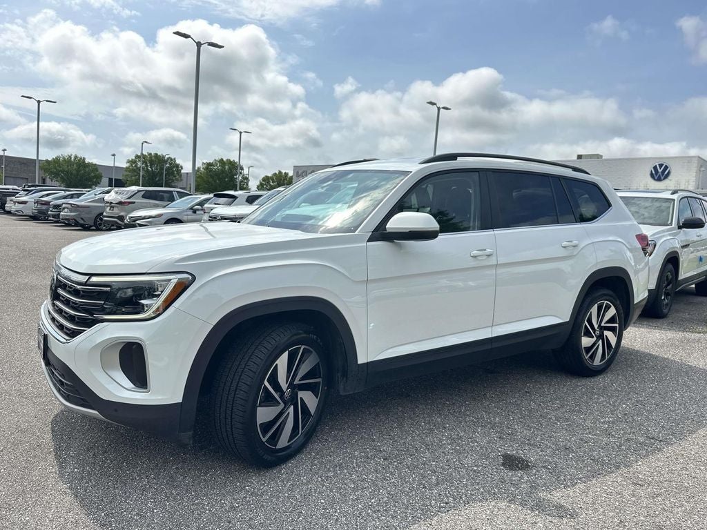 2024 Volkswagen Atlas 2.0T SE w/Technology