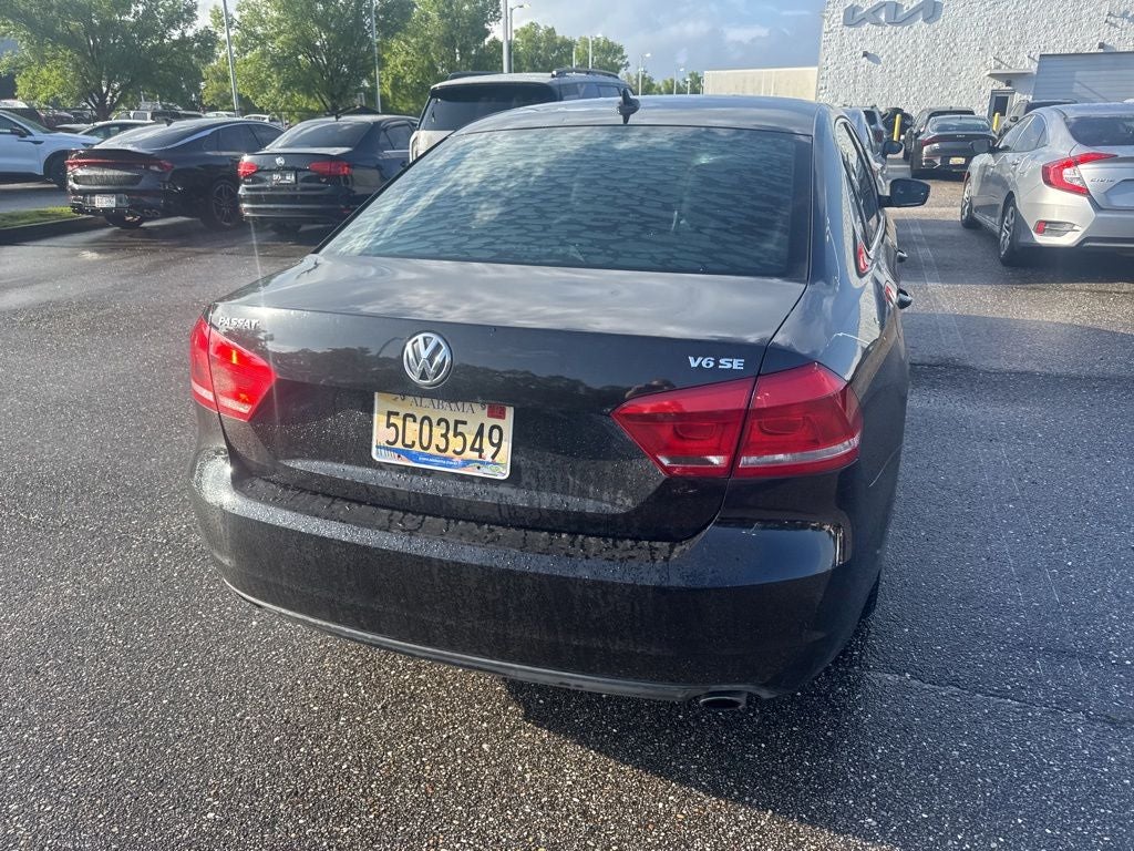 2014 Volkswagen Passat V6 SE w/Sunroof
