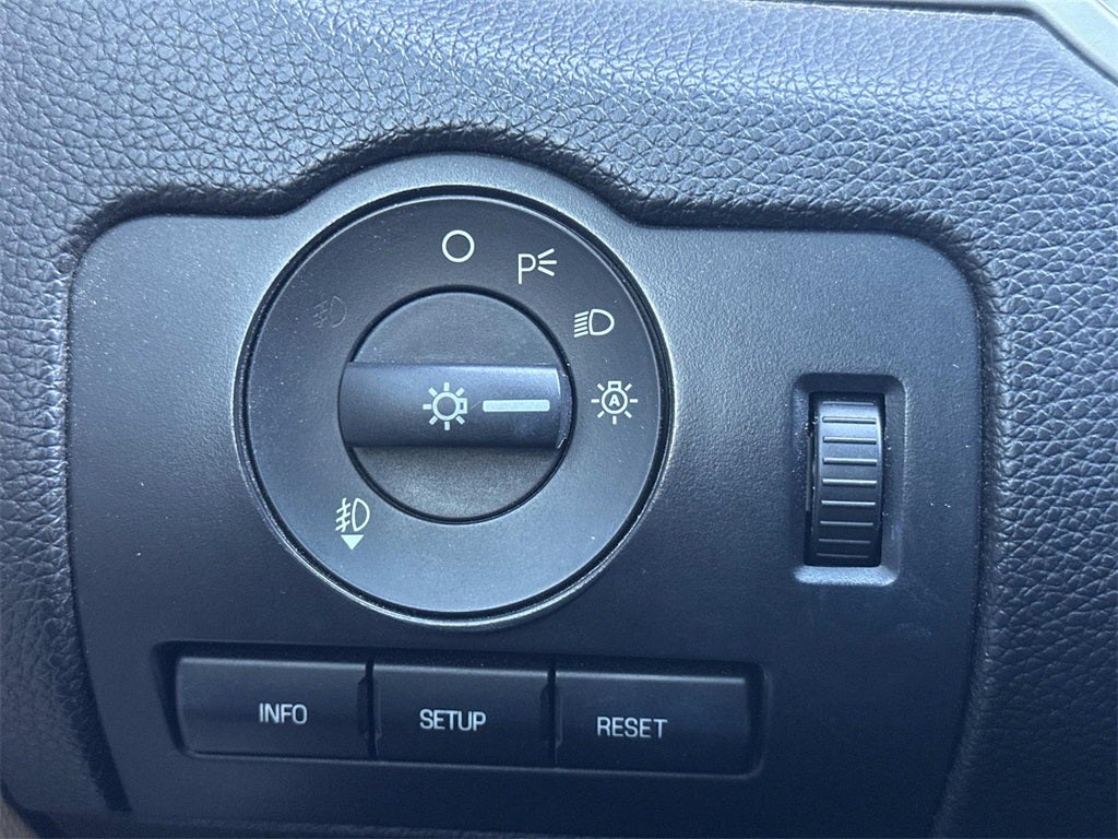 2011 Ford Mustang GT Premium