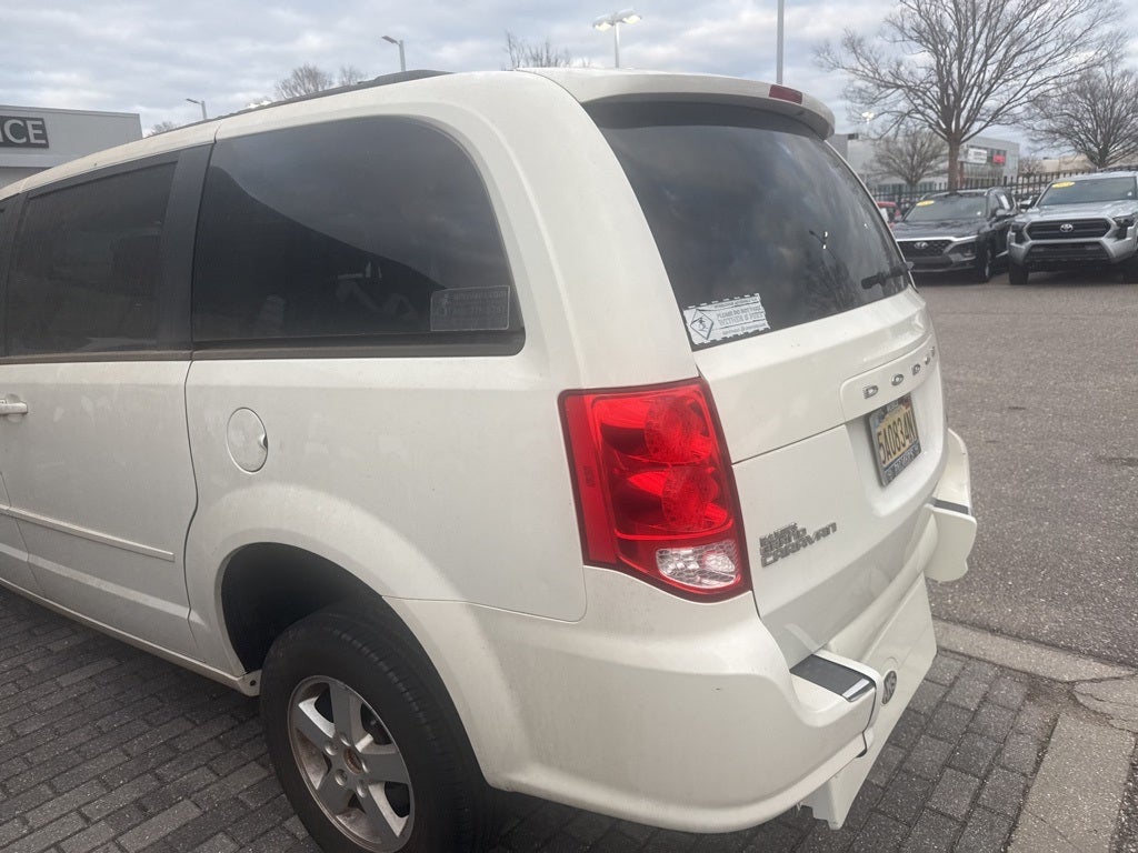 2012 Dodge Grand Caravan SXT Handicap conversion