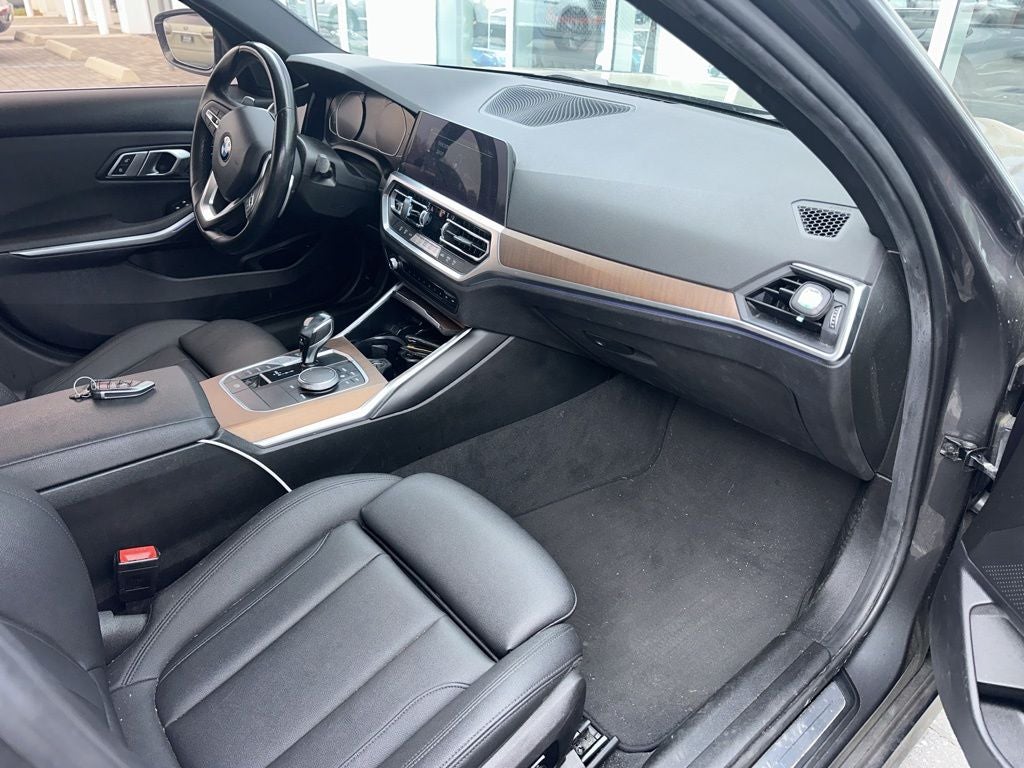 2021 BMW 3 Series 330i