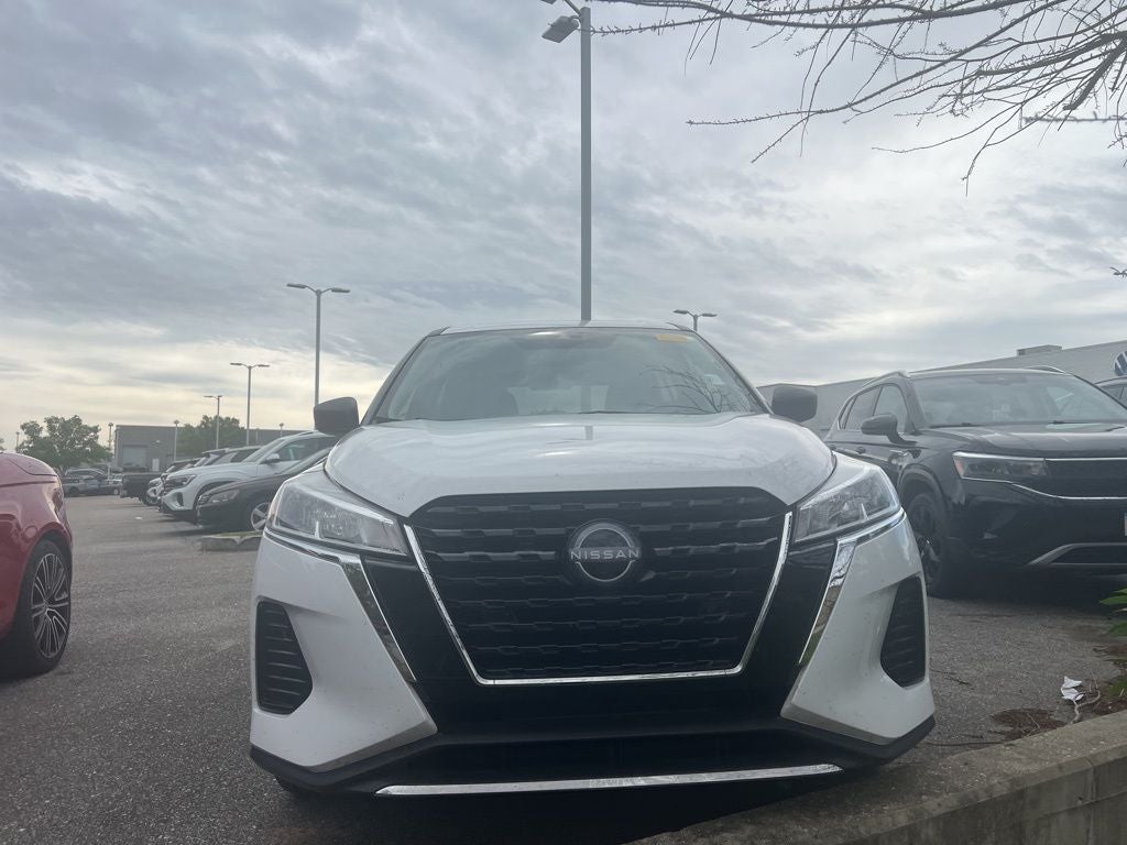 2024 Nissan Kicks S