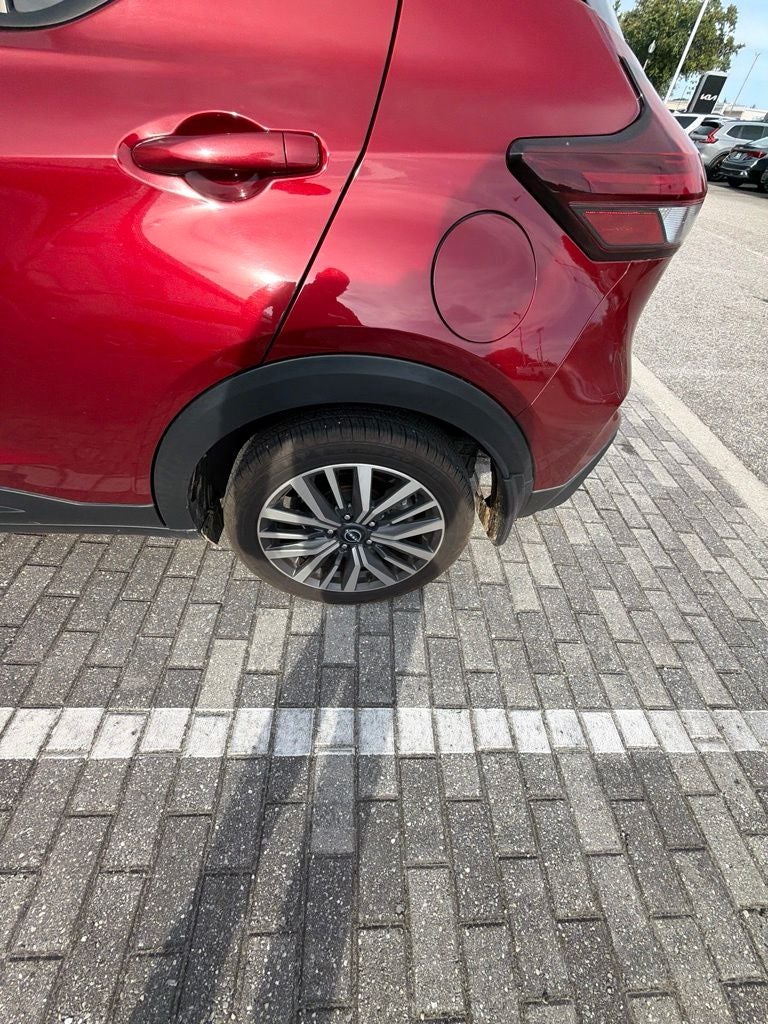 2023 Nissan Kicks SV