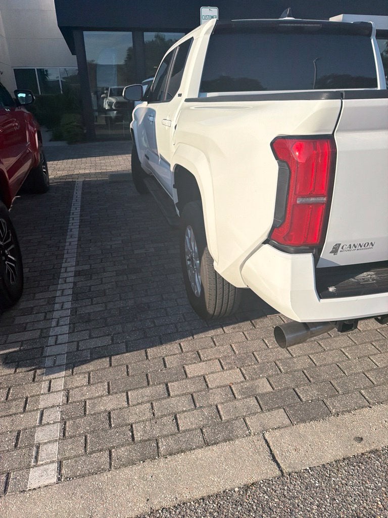 2025 Toyota Tacoma SR5