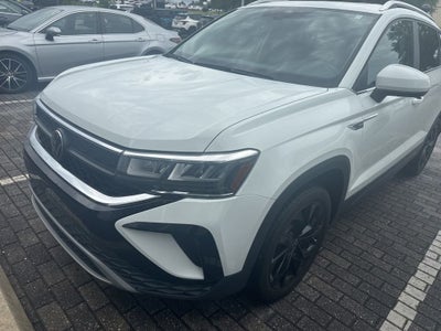 2023 Volkswagen Taos 1.5T SE