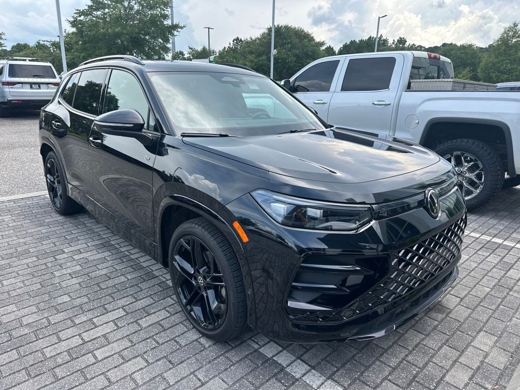 2025 Volkswagen Tiguan 2.0T SE R-Line Black
