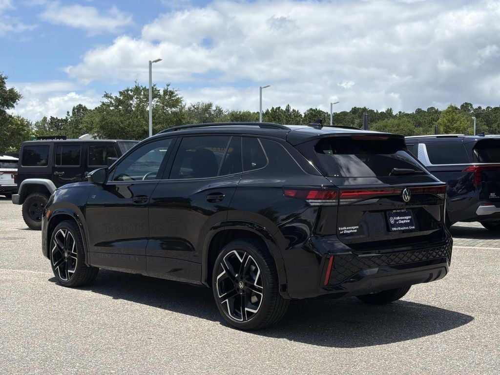 2025 Volkswagen Tiguan 2.0T SE R-Line Black