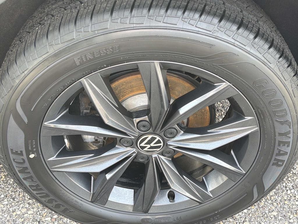 2023 Volkswagen Tiguan 2.0T SE