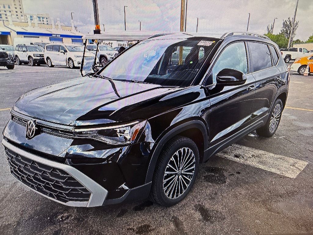 2025 Volkswagen Taos 1.5T SE