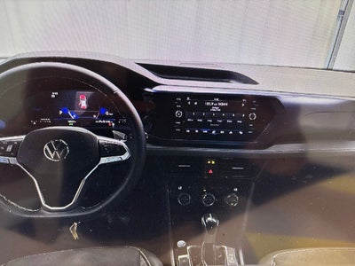2024 Volkswagen Taos 1.5T SE
