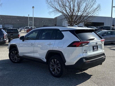 2022 Toyota RAV4 Hybrid XLE Premium