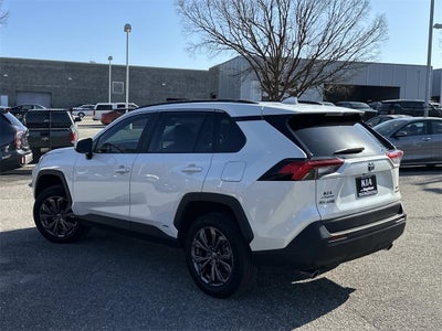 2022 Toyota RAV4 Hybrid XLE Premium