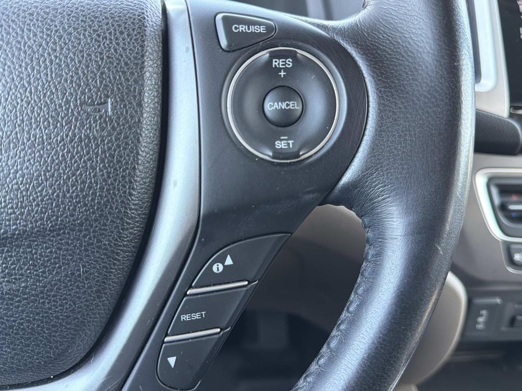 2016 Honda Pilot EX-L w/Rear Entertainment System