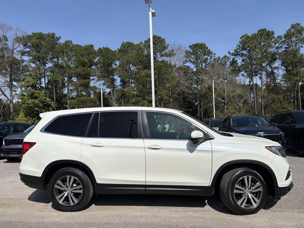 2016 Honda Pilot EX-L w/Rear Entertainment System