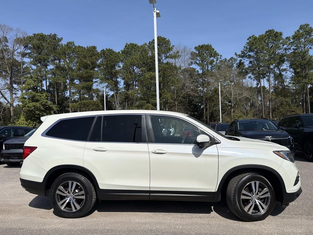 2016 Honda Pilot EX-L w/Rear Entertainment System