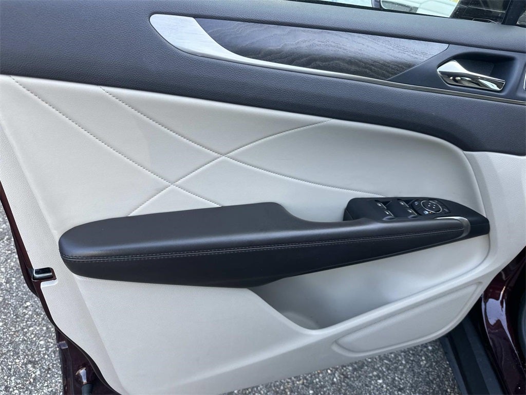 2017 Lincoln MKC Reserve