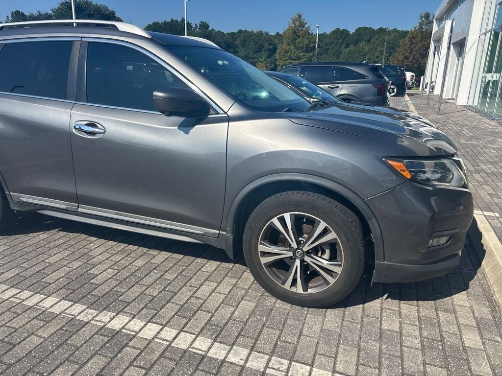 2017 Nissan Rogue SL
