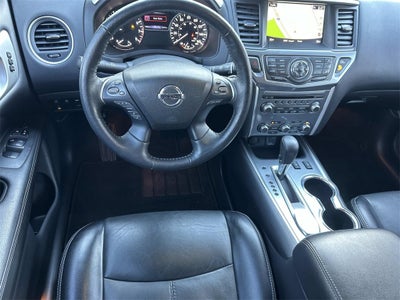 2020 Nissan Pathfinder SL