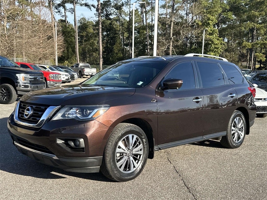 2020 Nissan Pathfinder SL