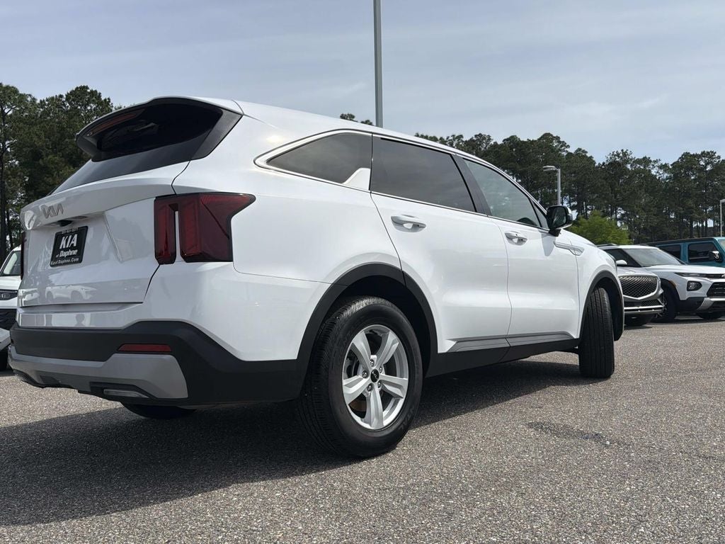 2024 Kia Sorento LX