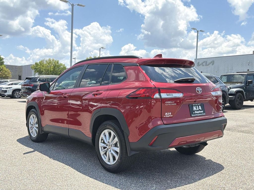 2024 Toyota Corolla Cross LE