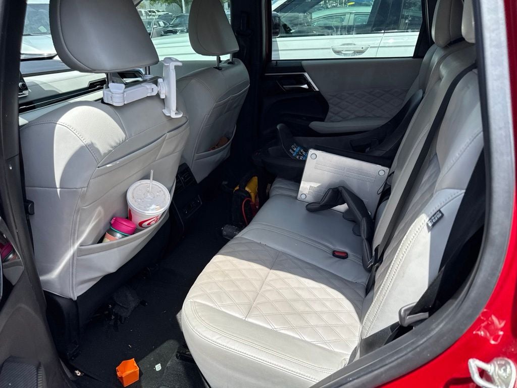 2022 Mitsubishi Outlander SEL