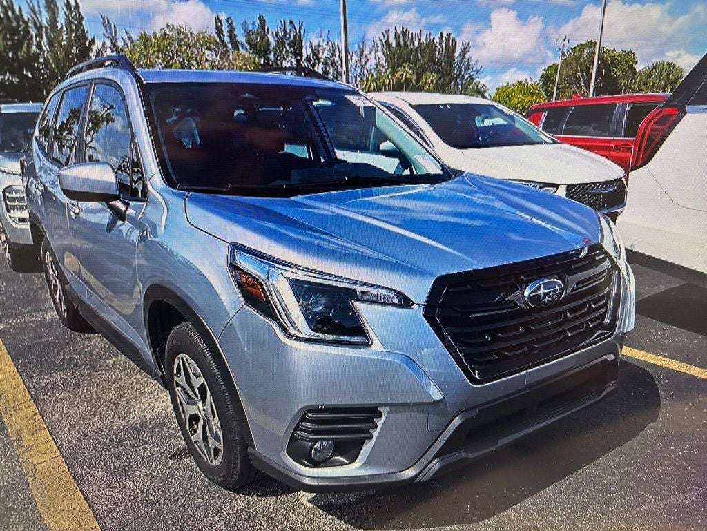 2023 Subaru Forester Premium