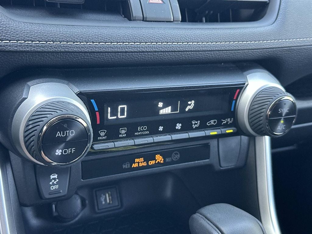 2023 Toyota RAV4 Hybrid LE