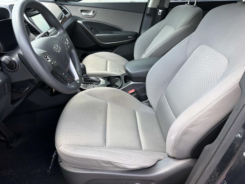 2018 Hyundai Santa Fe SE